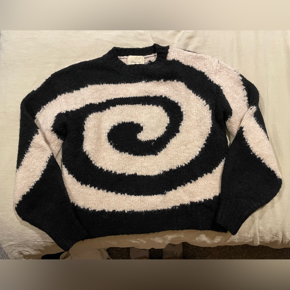 Paloma Wool swirl sweater (S/M)